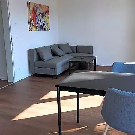 Apartmenthaus Отель Пфорцхайм